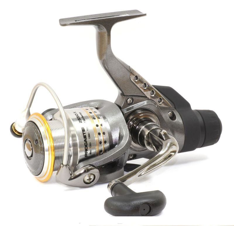 Катушка Daiwa Procaster 1550 X. Фото №2
