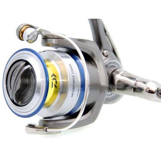 Катушка безынерционная Daiwa "Megaforce" 4000 A (00004222). Фото №1