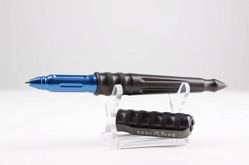 Ручка Benchmade 1101 Carbide Tip, синие чернила. Фото №4