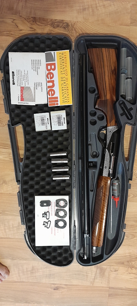 BENELLI, Италия BENELLI RAFFAELO EL. кал.12х76. Фото №2 BENELLI, Италия BENELLI RAFFAELO EL. кал.12х76. Фото №2